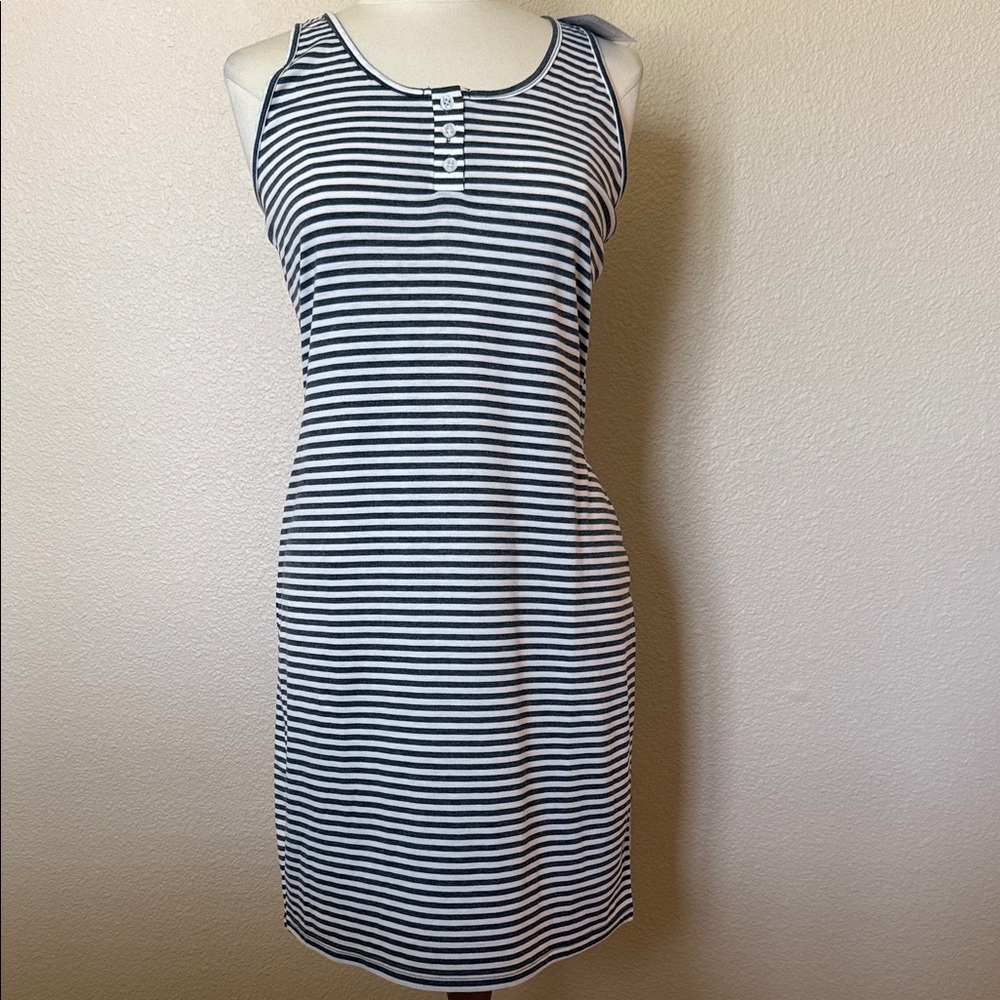 NWT - Black and White Striped Tank Dress - Sleek Summer Style ( sz XL)
